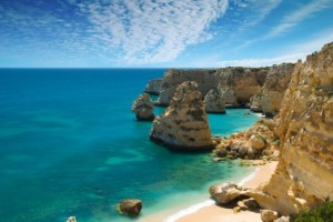Marinha Cove